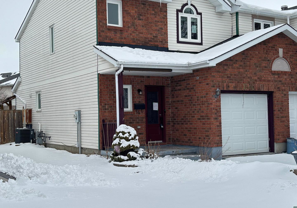 1501-launay-avenue-ottawa-ontario-x12889840