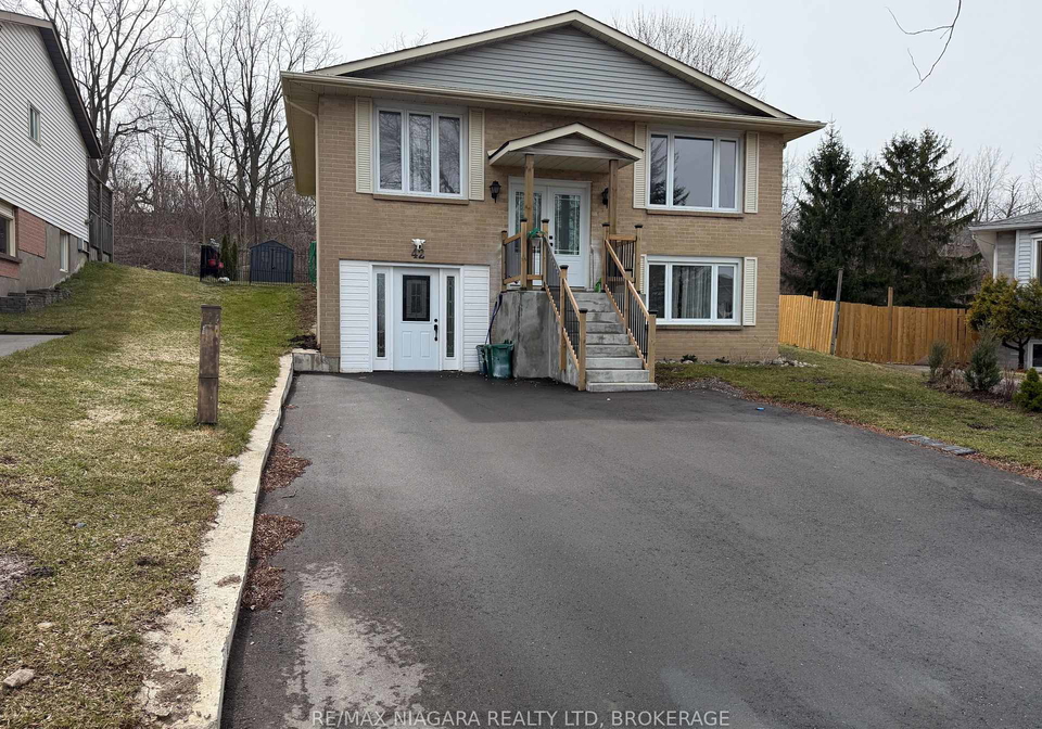 42-hemlock-street-st-catharines-ontario-x12890176