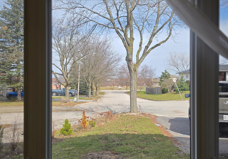42-hemlock-street-st-catharines-ontario-x12890178