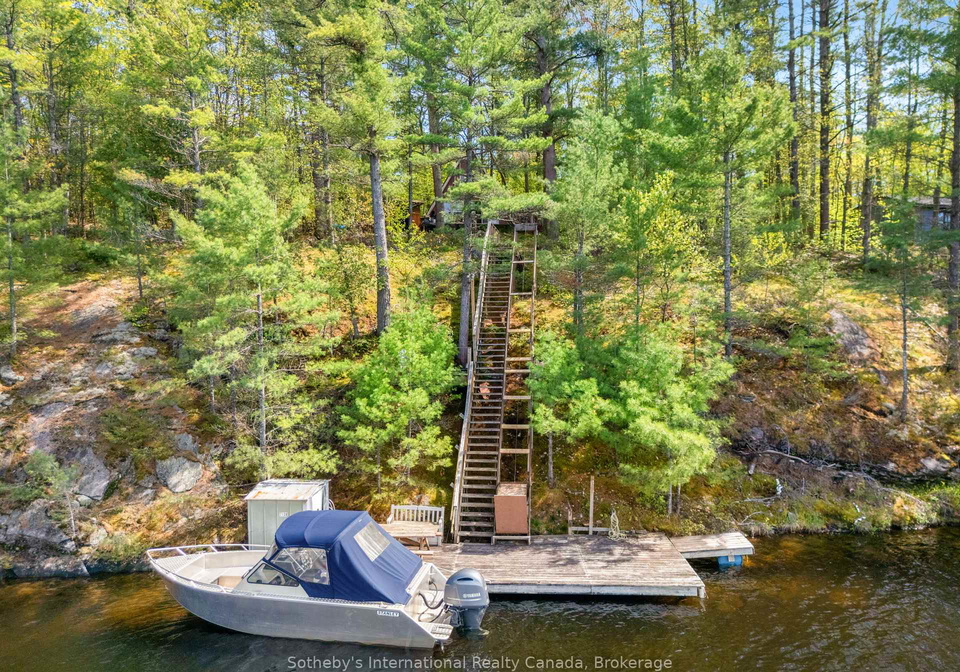 7128-go-home-lake-shr-georgian-bay-ontario-x12890210