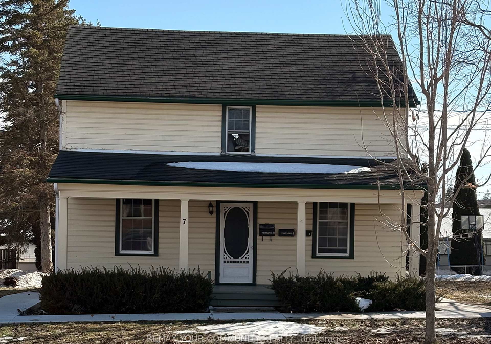 7-mary-street-e-kawartha-lakes-ontario-x12890326