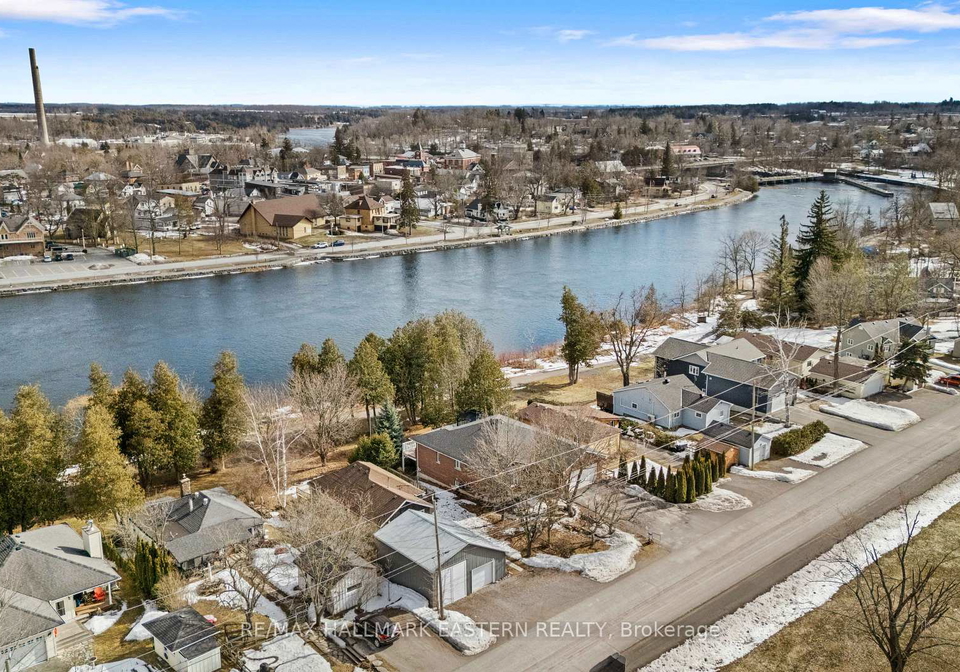 13-hague-boulevard-selwyn-ontario-x12890666