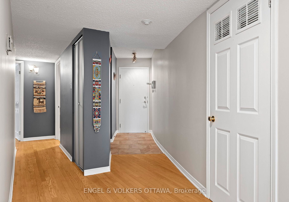 10-main-street-ottawa-ontario-x12890892