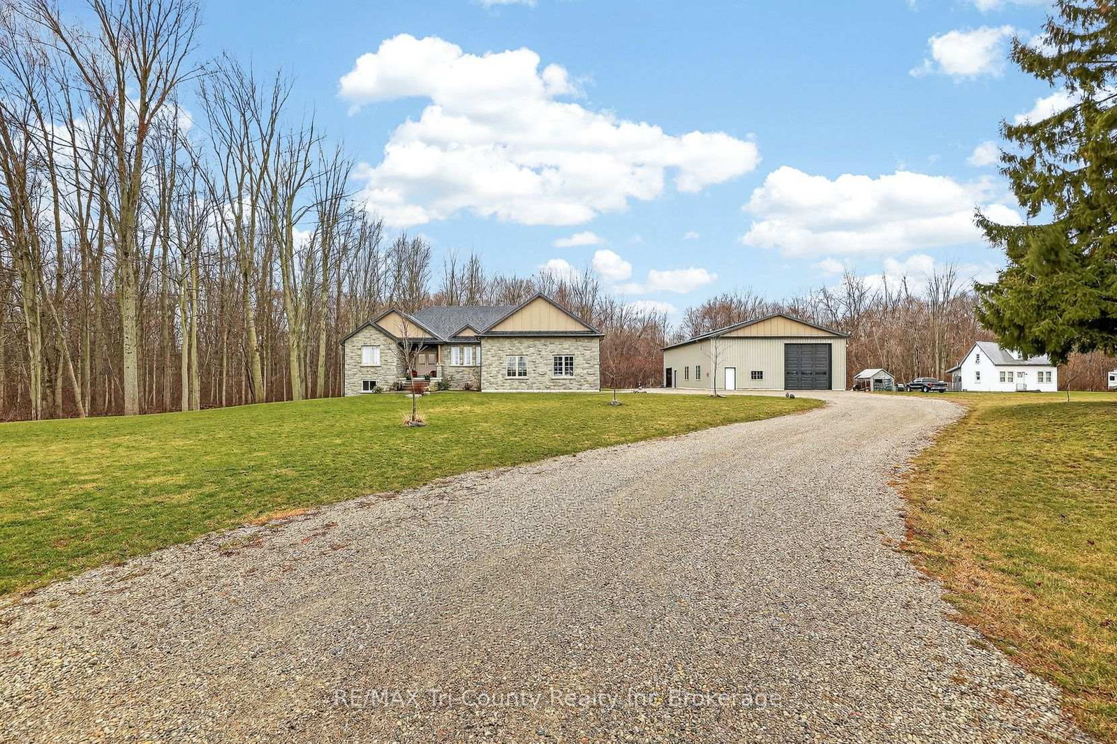 1299-county-23-road-norfolk-ontario-x12891312