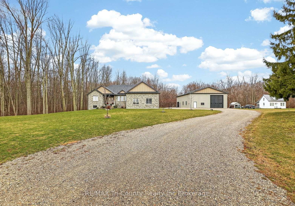 1299-county-23-road-norfolk-ontario-x12891312