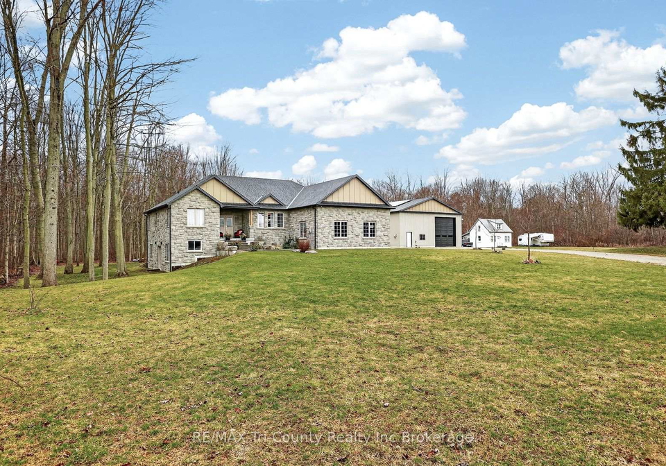 1299-county-23-road-norfolk-ontario-x12891312