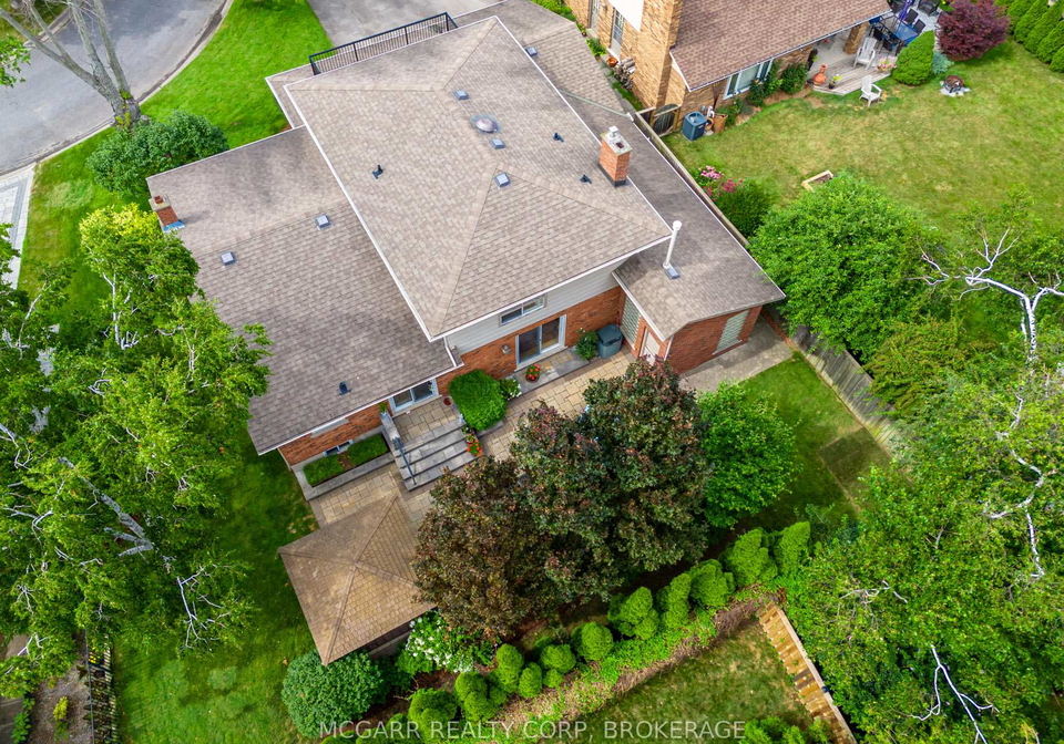 11-lantana-circle-st-catharines-ontario-x12891512