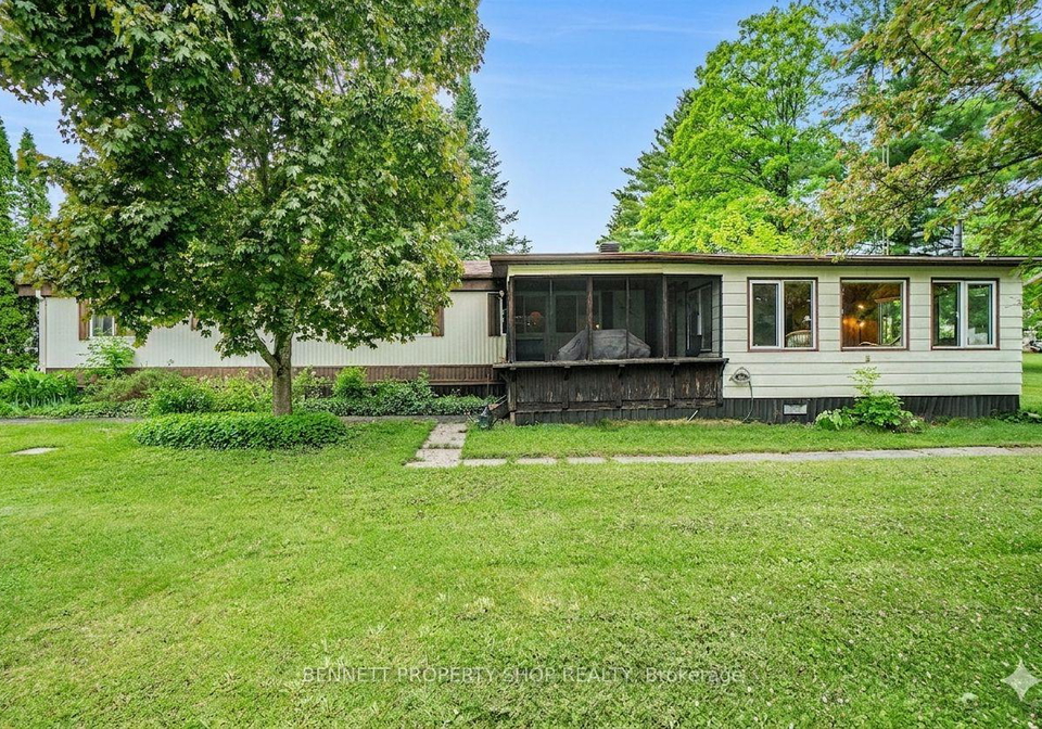 36-woodside-lane-mcnabbraeside-ontario-x12891548