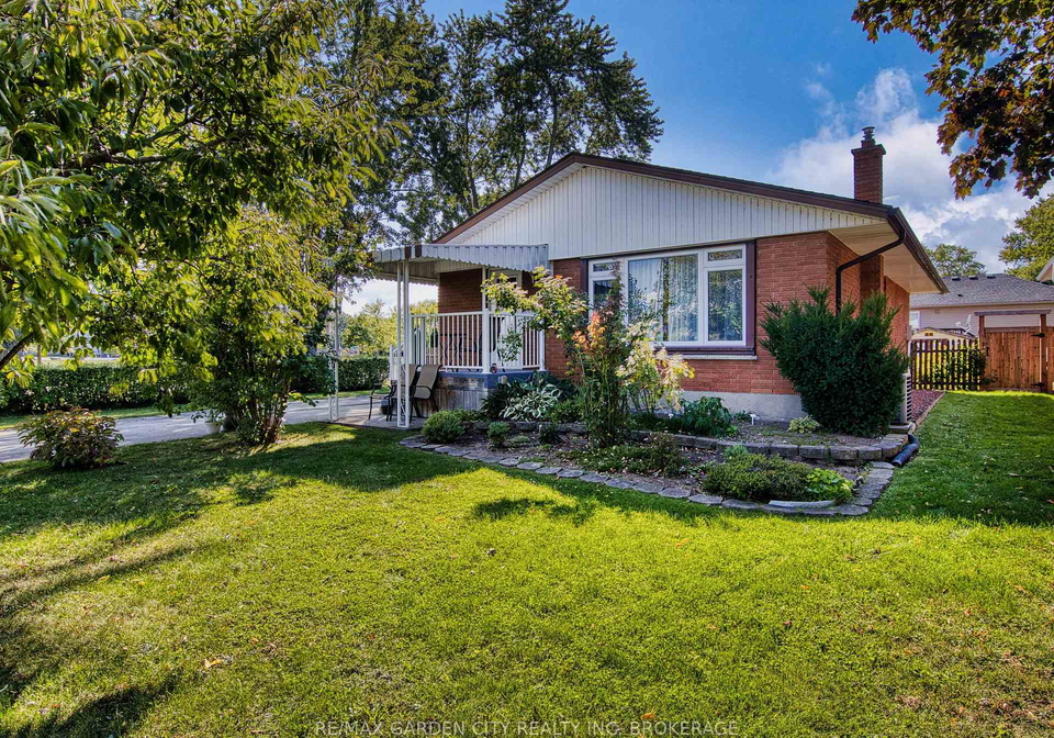 4095-montcalm-crescent-niagara-falls-ontario-x12891566