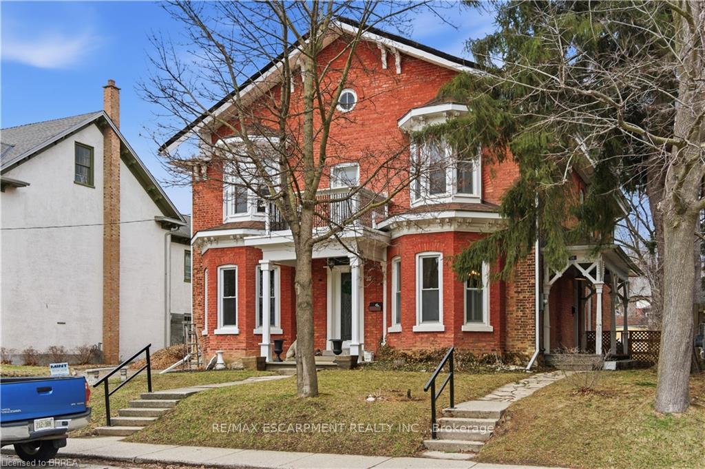18-charlotte-street-brant-ontario-x12891846