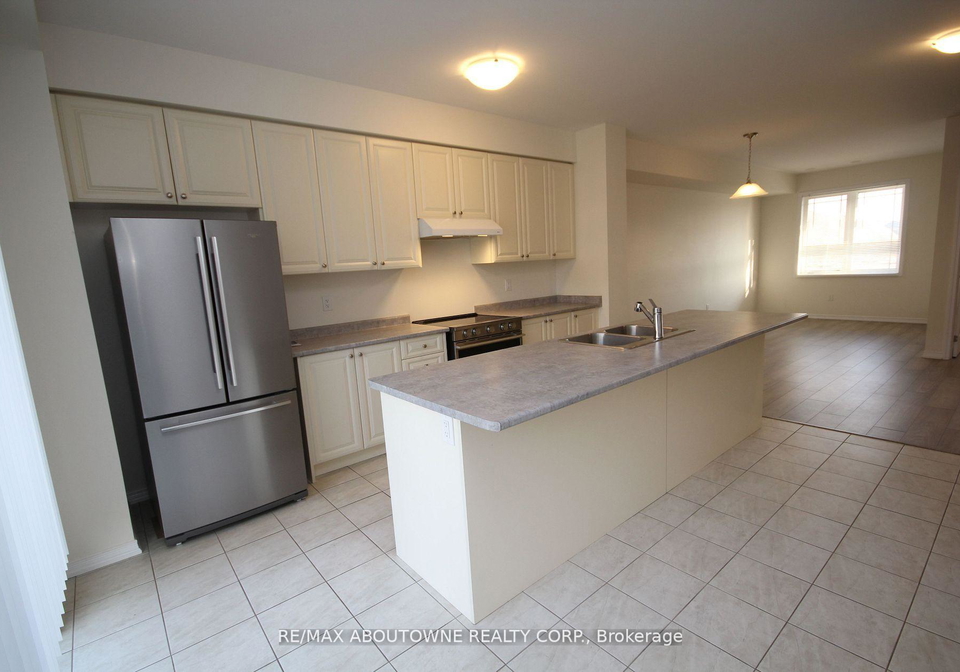 243-gillepsie-drive-brant-ontario-x12892156