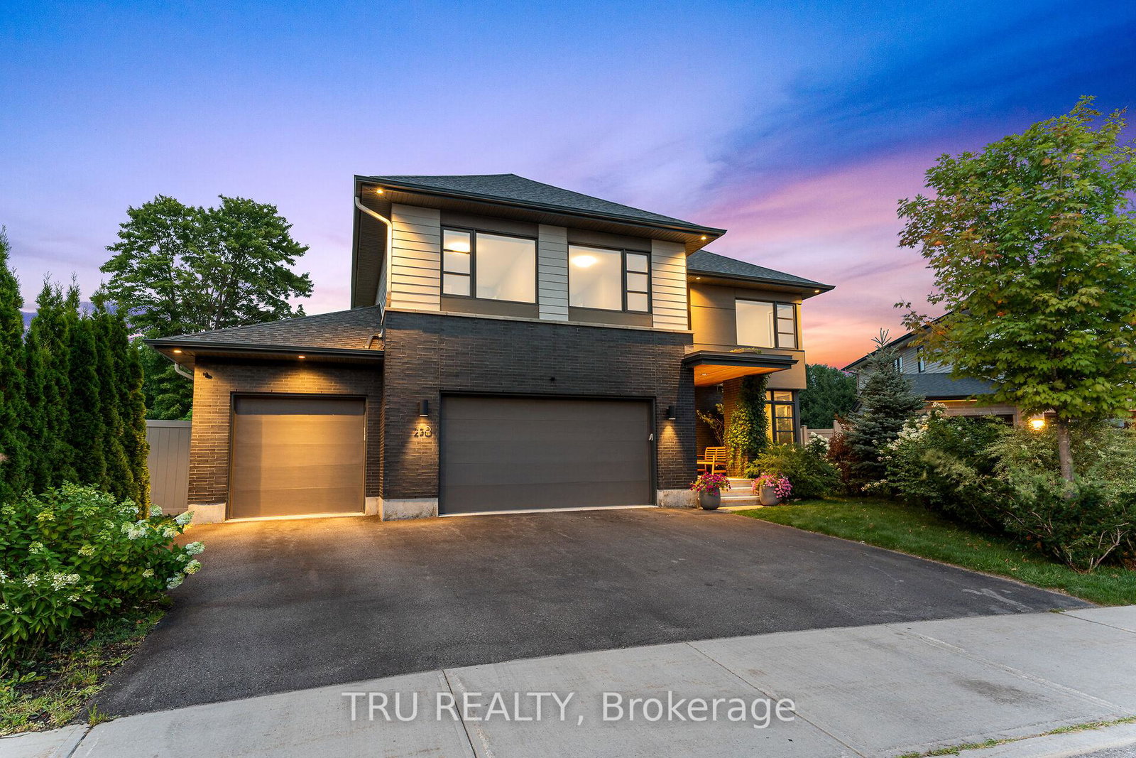 250-sunnyridge-crescent-kanata-ontario-x12892206
