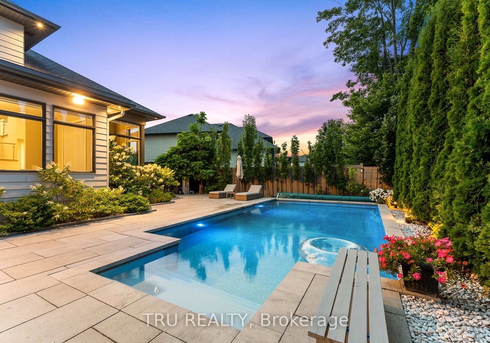 250-sunnyridge-crescent-kanata-ontario-x12892206