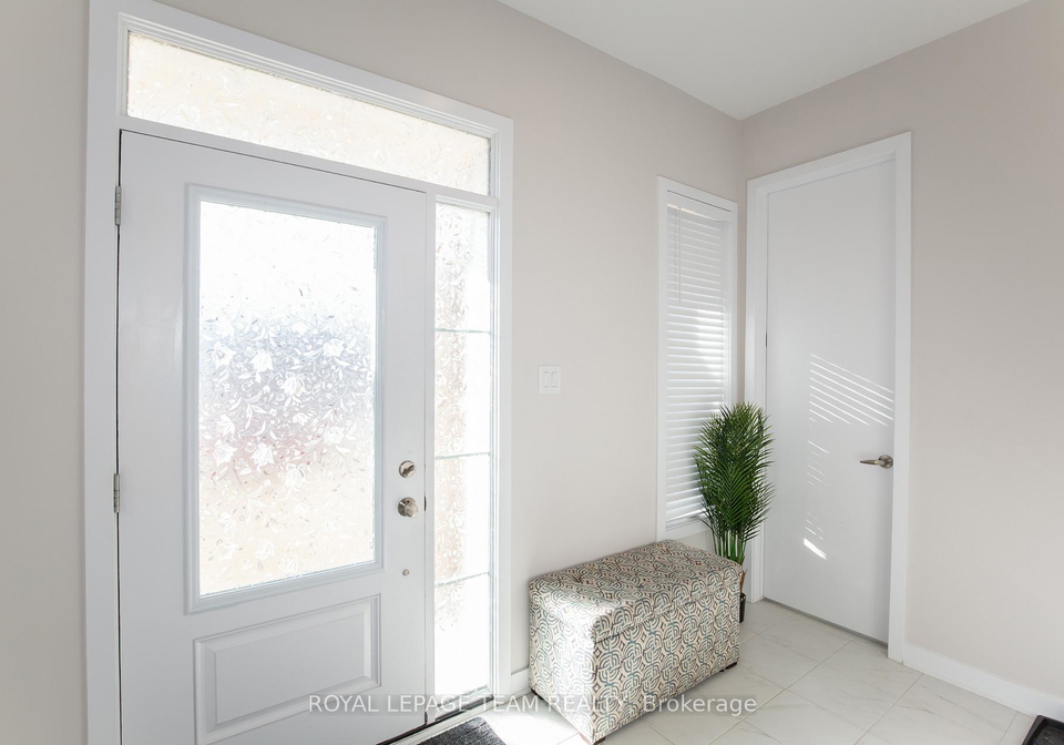 1021-n-cottontail-walk-ottawa-ontario-x12892358