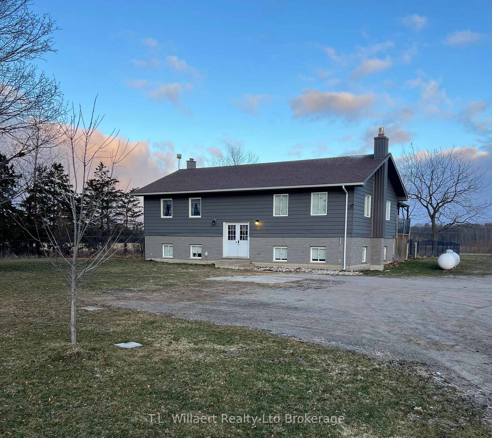 25130-argyle-line-west-elgin-ontario-x12892632