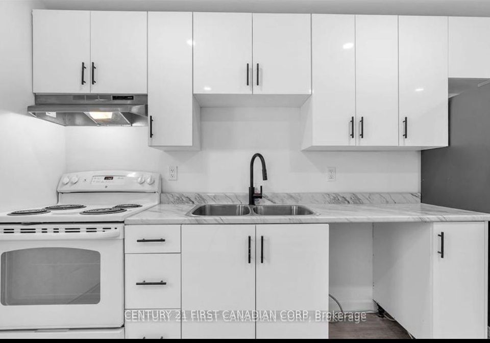 413-main-st-street-s-south-huron-ontario-x12892742