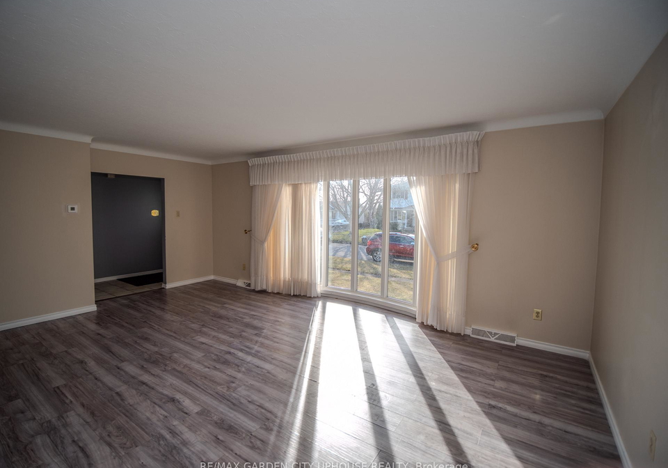 4430-dovewood-drive-niagara-falls-ontario-x12893402
