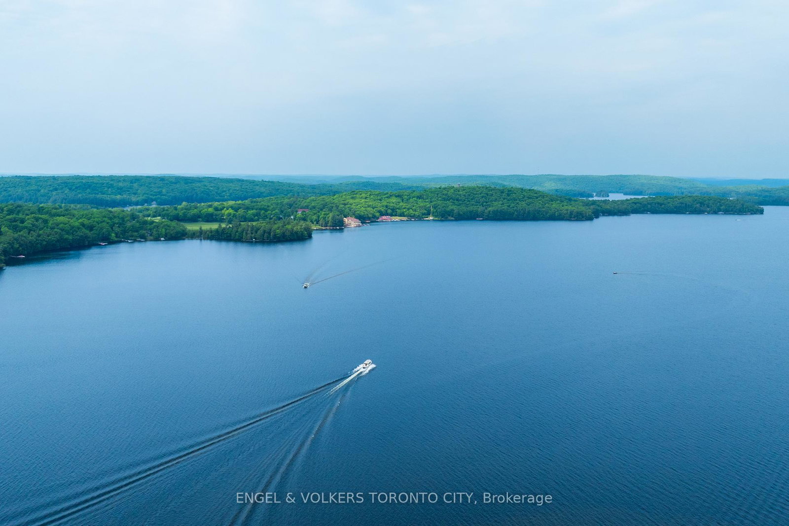 12-bigwin-island-lake-of-bays-ontario-x12893472