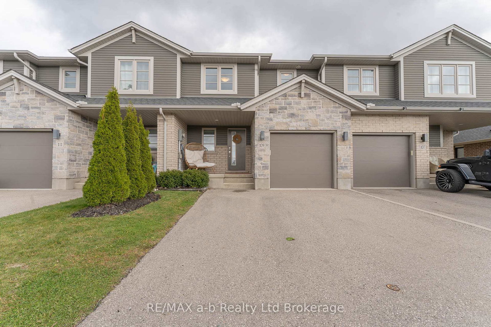 109-denrich-avenue-tillsonburg-ontario-x12894388