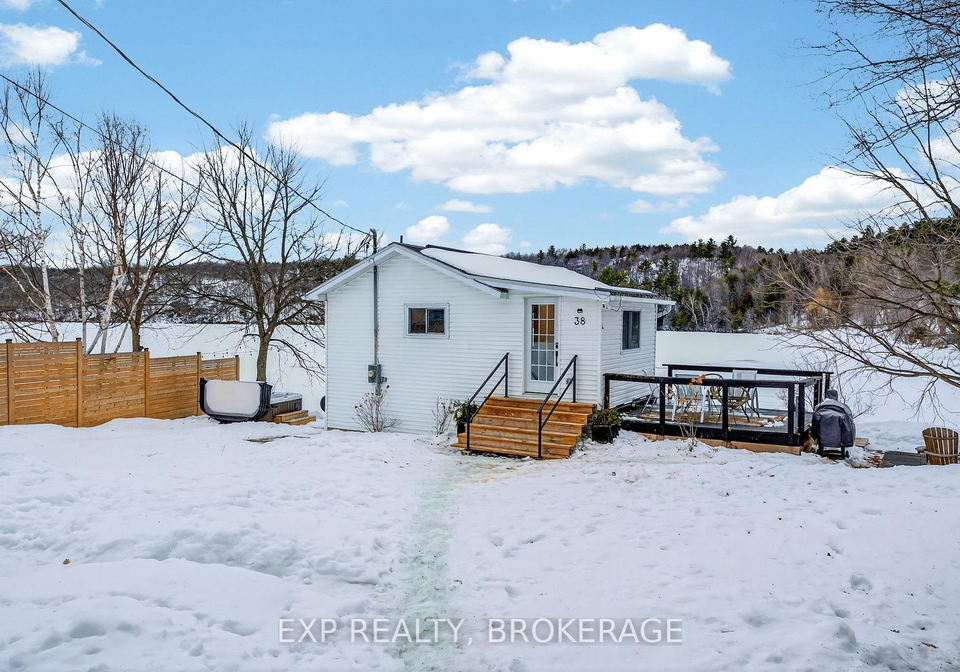 38-rebecca-lane-westport-ontario-x12894398