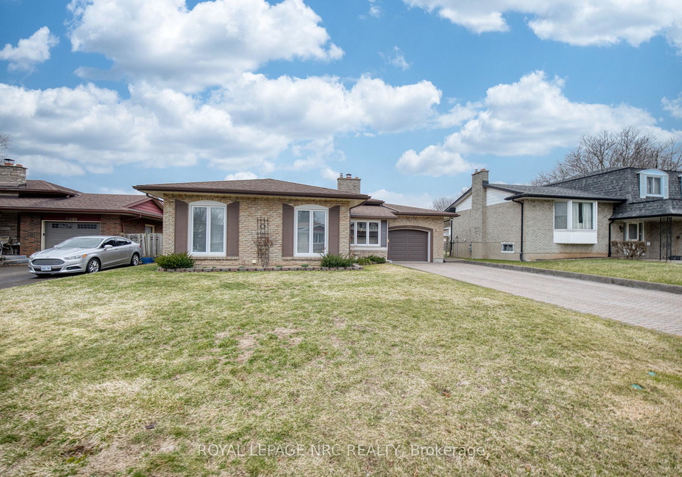 6852-corwin-crescent-niagara-falls-ontario-x12894426