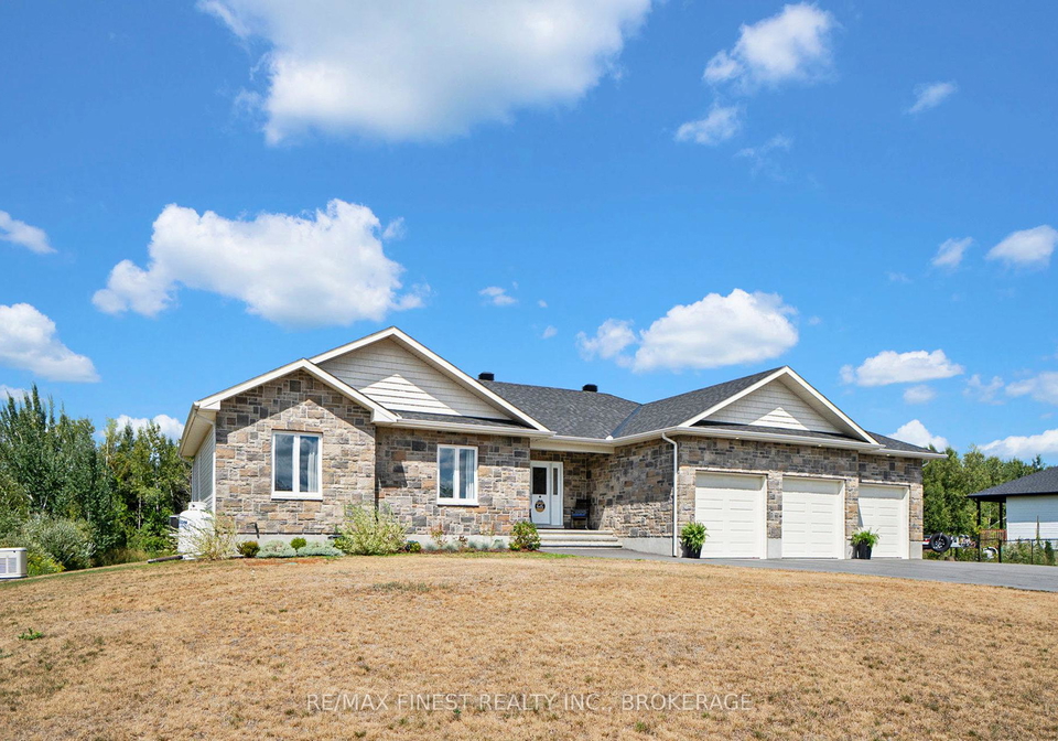 10541-wylie-way-north-dundas-ontario-x12894552