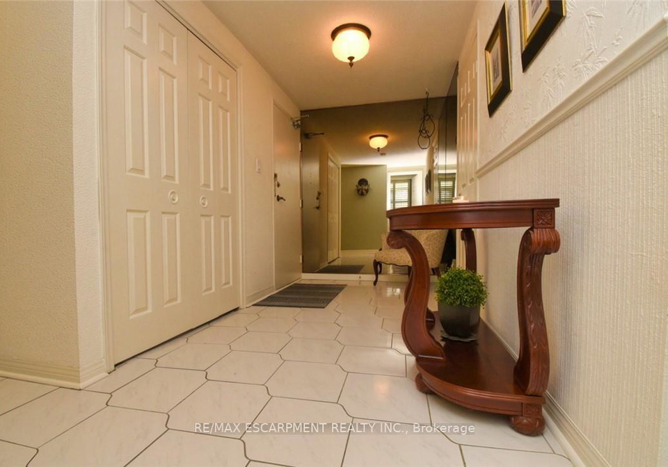 40-harrisford-street-hamilton-ontario-x12894616
