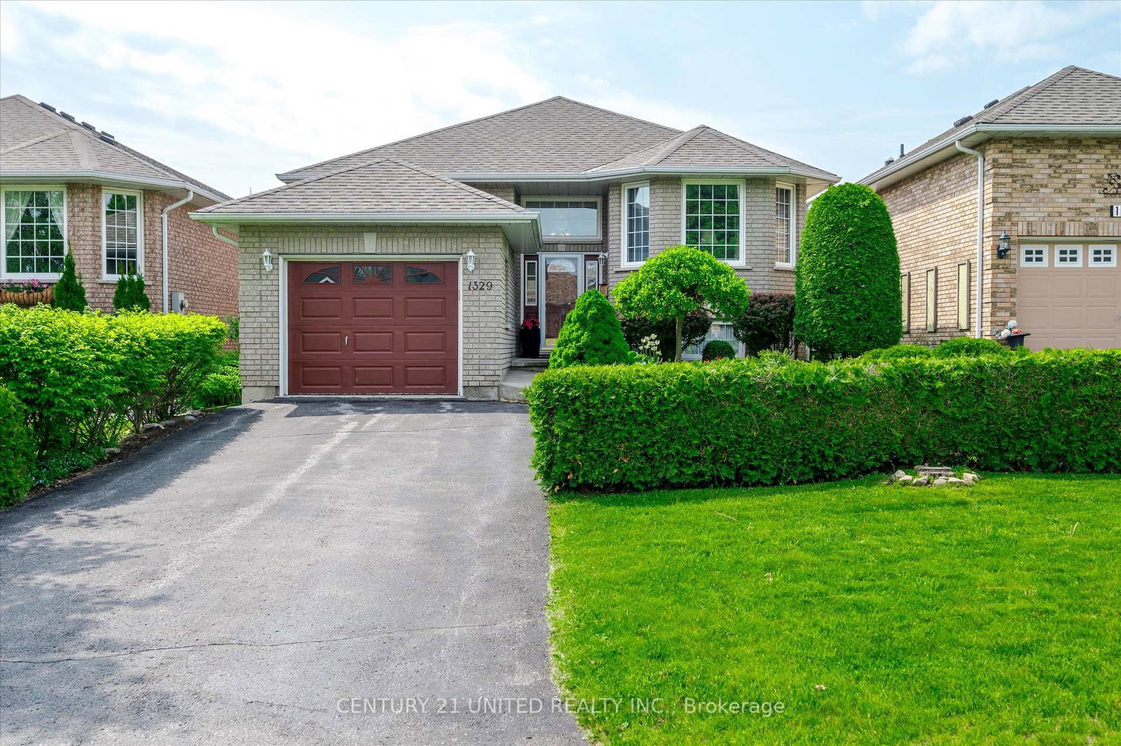 1329-white-crescent-peterborough-ontario-x12894698