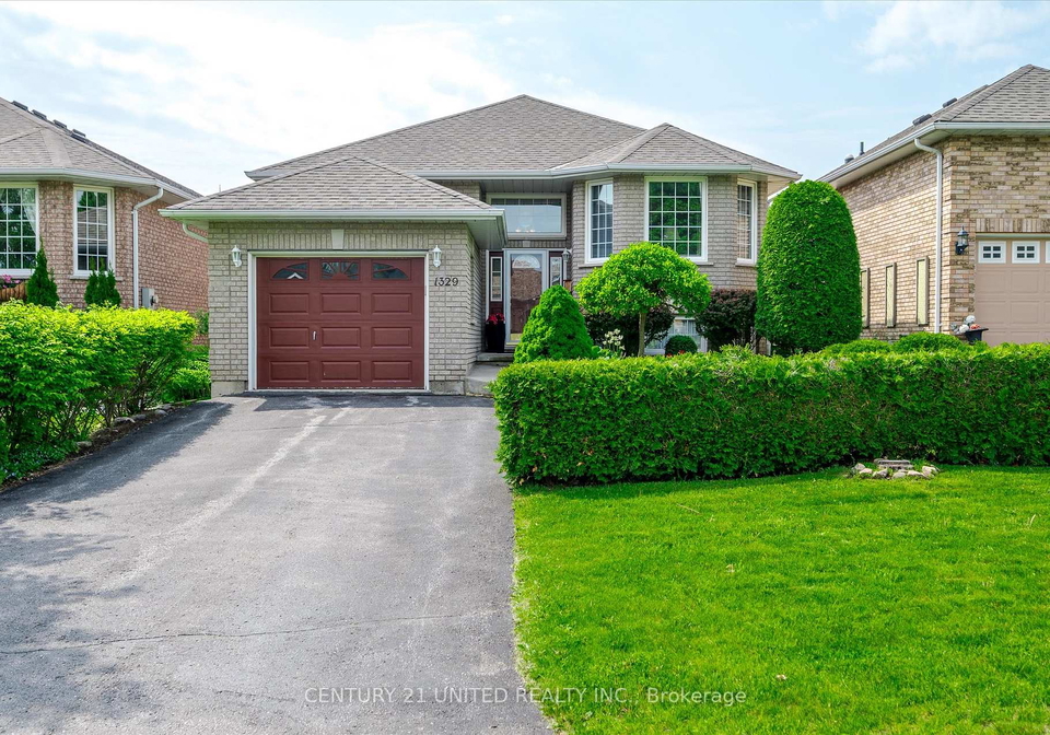 1329-white-crescent-peterborough-ontario-x12894698