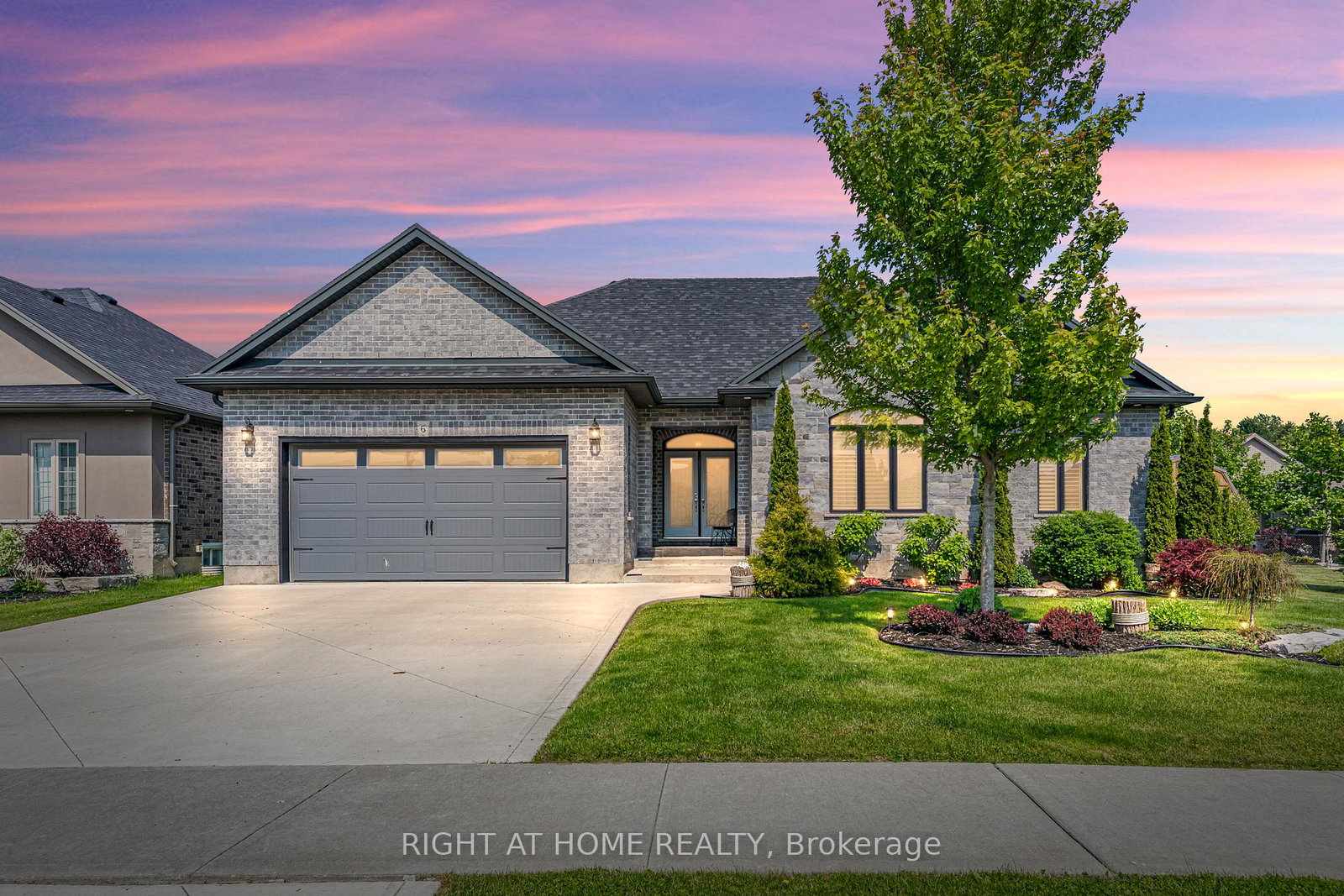 6-bluenose-drive-norfolk-ontario-x12894770