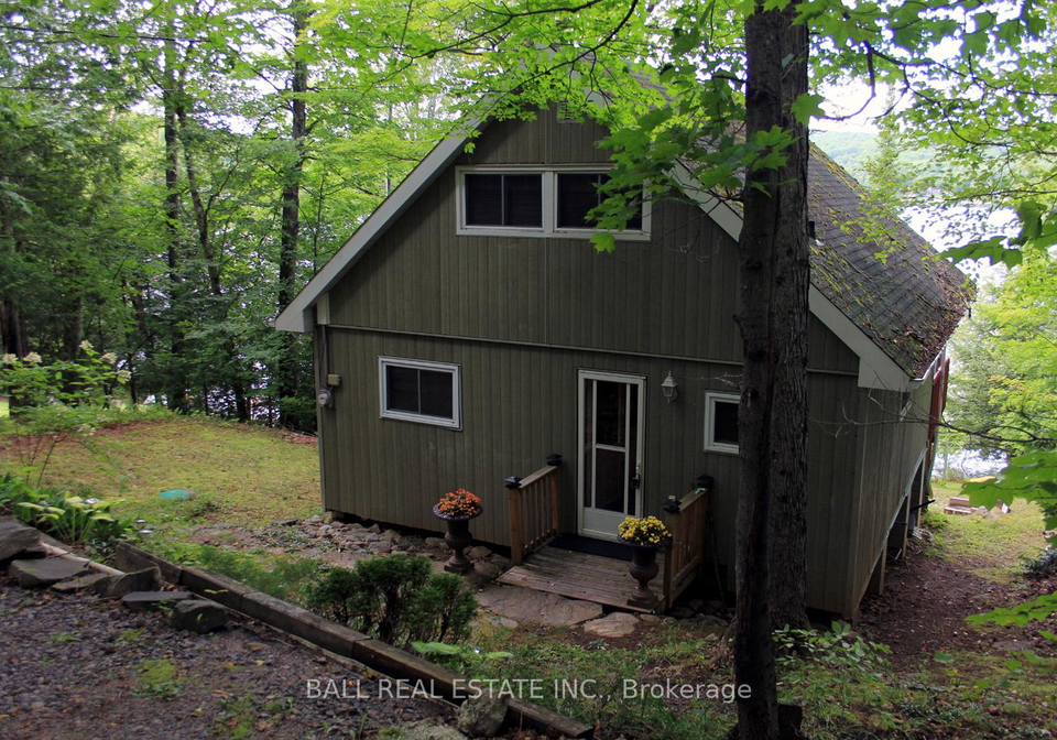 277-w-diamond-lake-road-hastings-highlands-ontario-x12895270