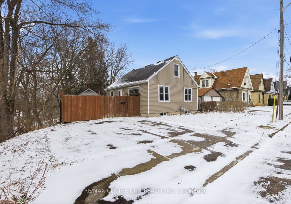 51-smith-street-london-east-ontario-x12895340