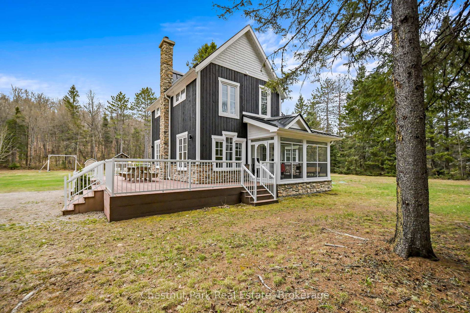 12-emsdale-lake-road-perry-ontario-x12895376