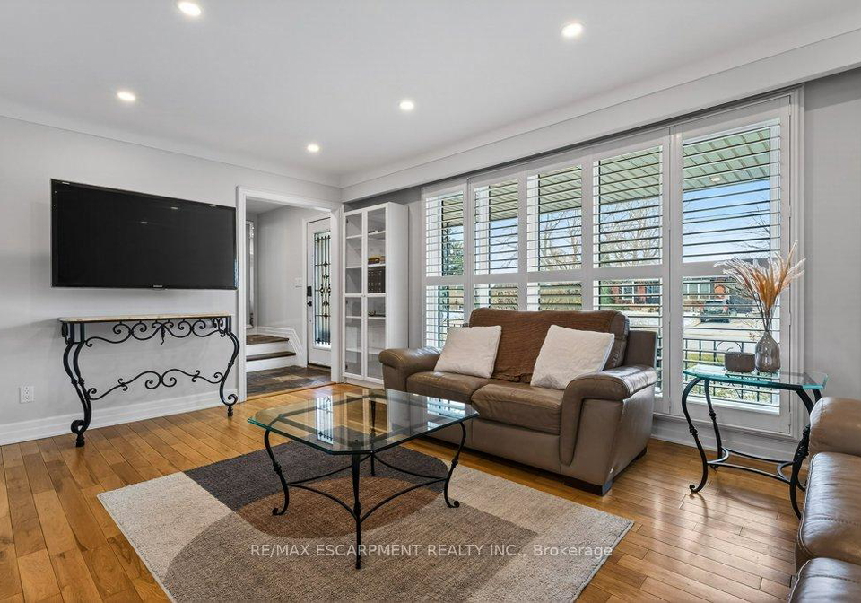 4931-cameron-avenue-lincoln-ontario-x12895642