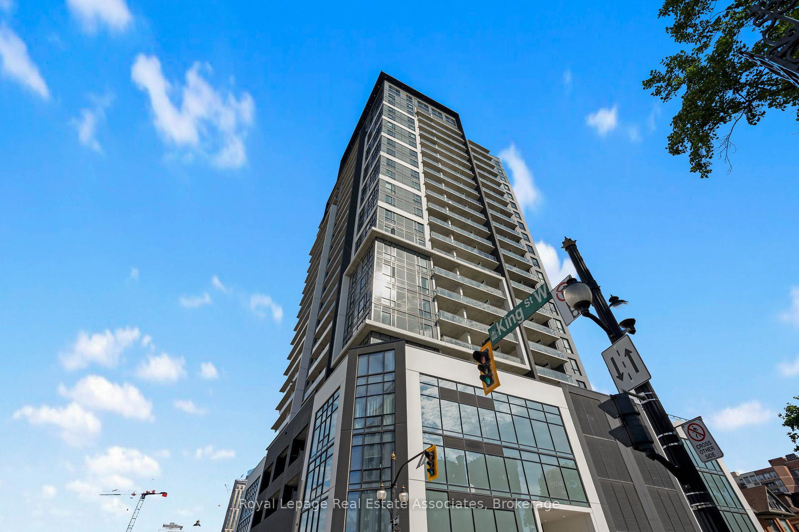 15-queen-street-s-hamilton-ontario-x12895652