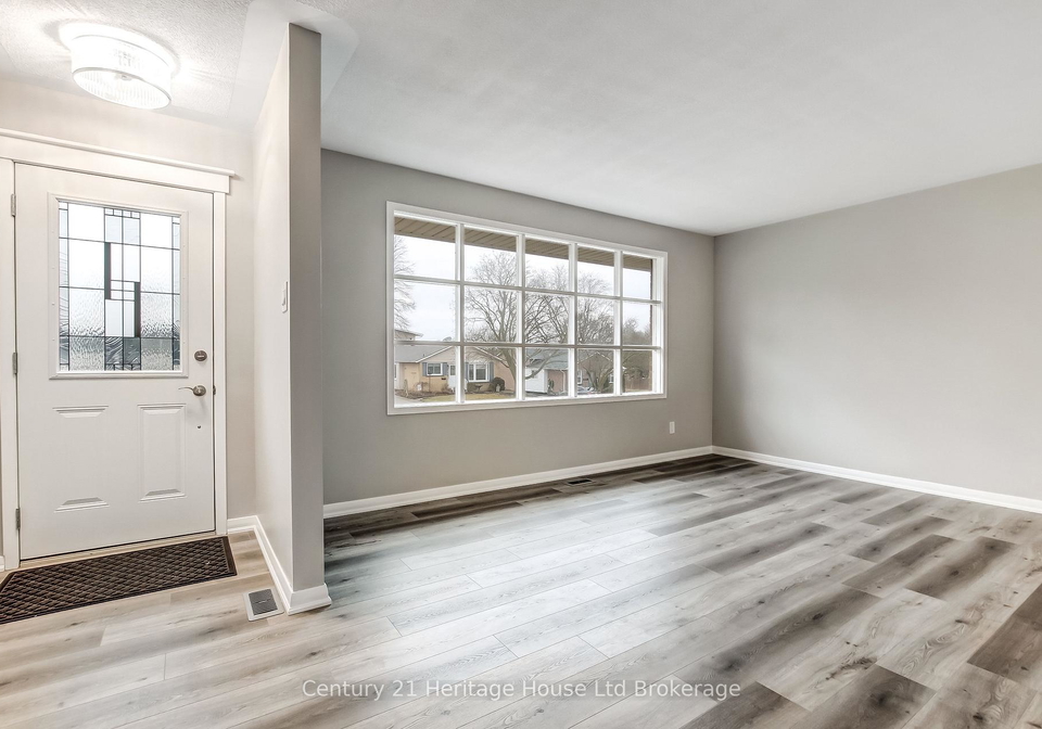 768-gladstone-drive-woodstock-ontario-x12895706