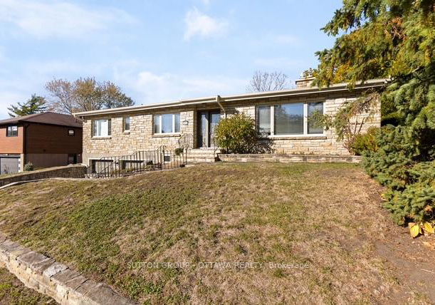 1075-s-chelsea-street-ottawa-ontario-x12895718