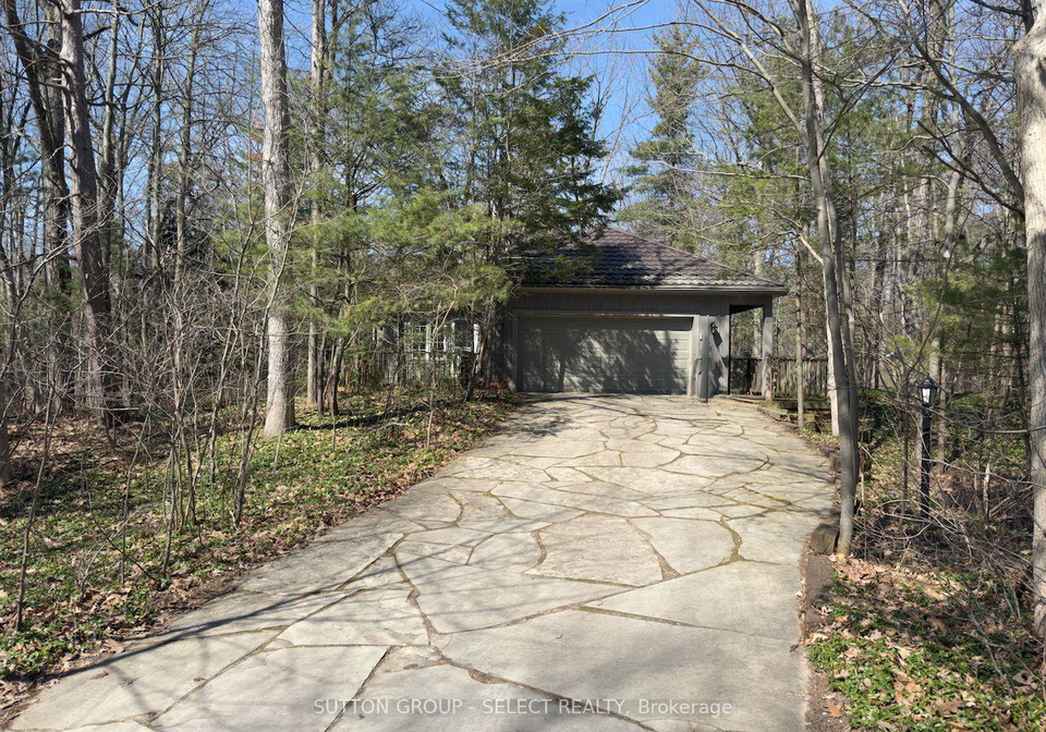 10297-dogwood-crescent-lambton-shores-ontario-x12895822