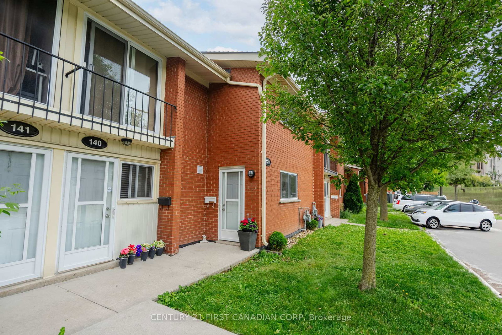 1090-kipps-lane-london-east-ontario-x12896024