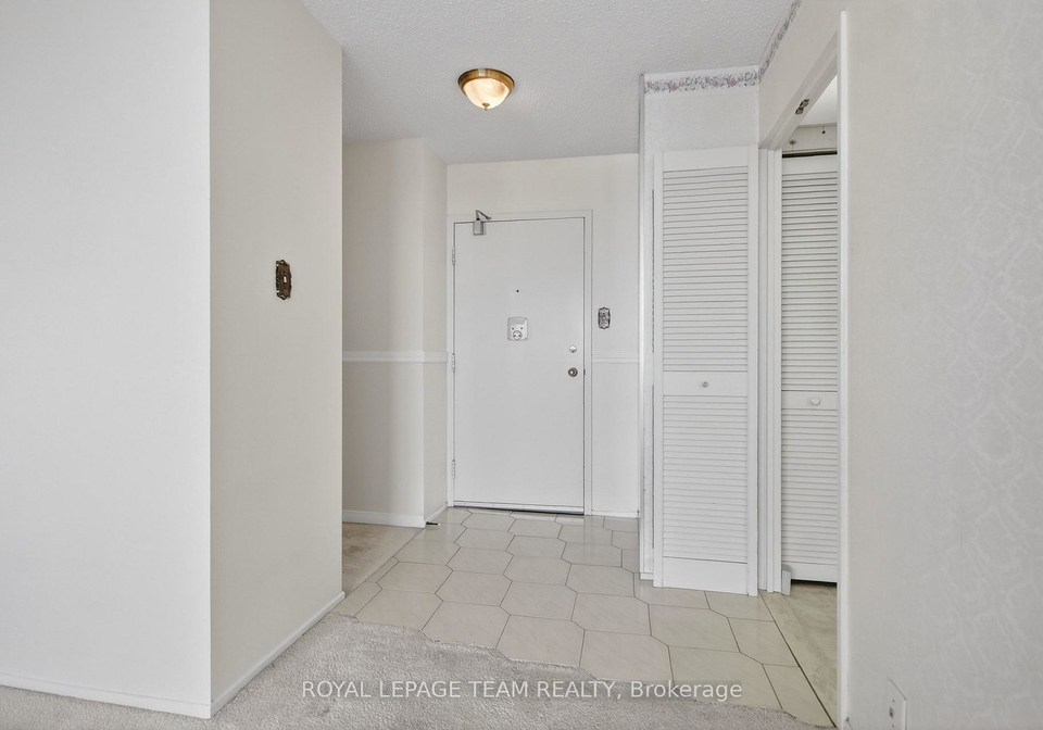 1285-cahill-drive-ottawa-ontario-x12896394