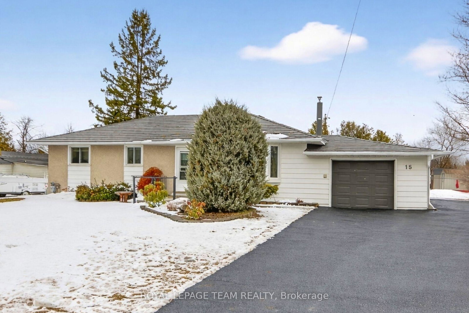 15-savage-drive-ottawa-ontario-x12896636