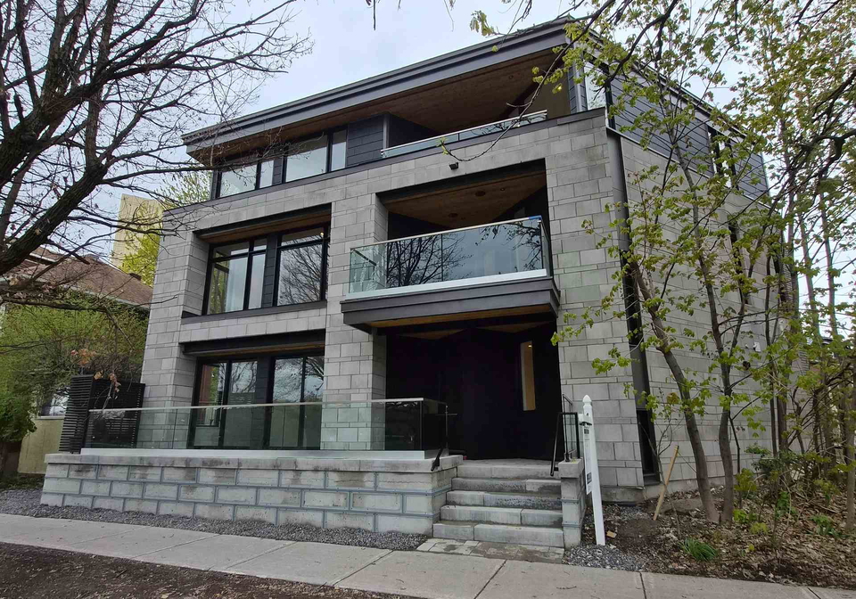 112-queen-elizabeth-drive-ottawa-ontario-x12896862