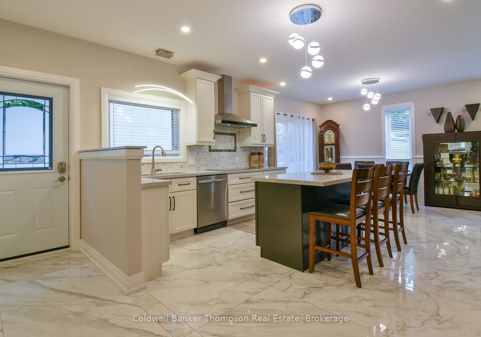 56-1-florence-street-w-huntsville-ontario-x12896982