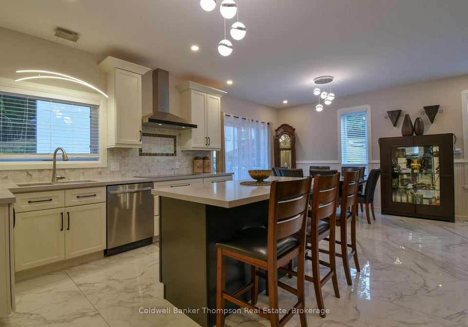 56-1-florence-street-w-huntsville-ontario-x12896982