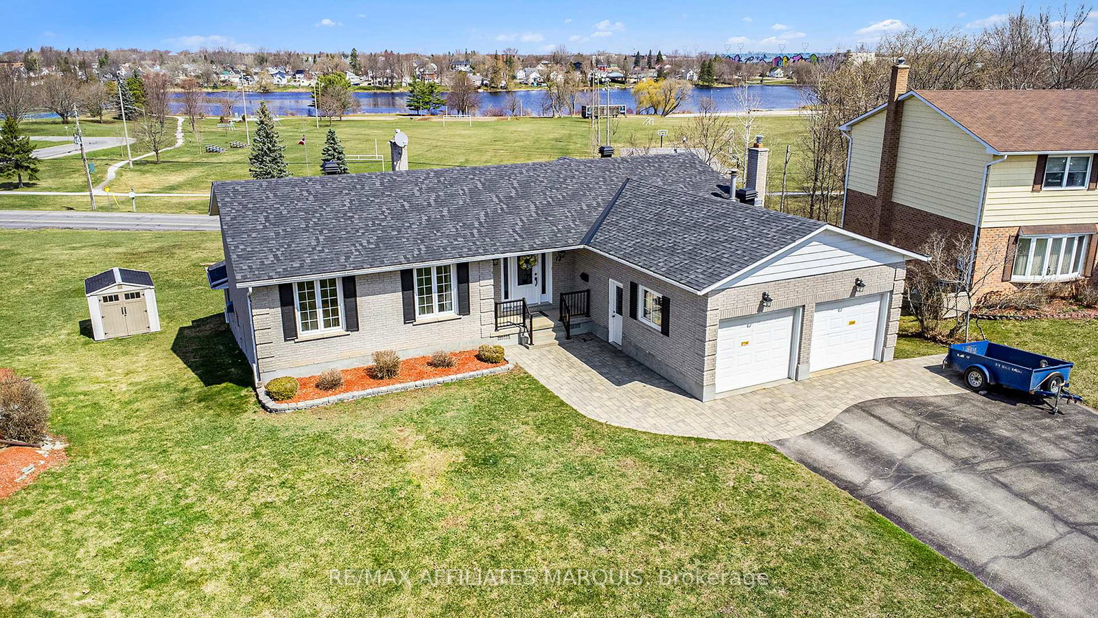 74-colonel-by-crescent-smiths-falls-ontario-x12897754