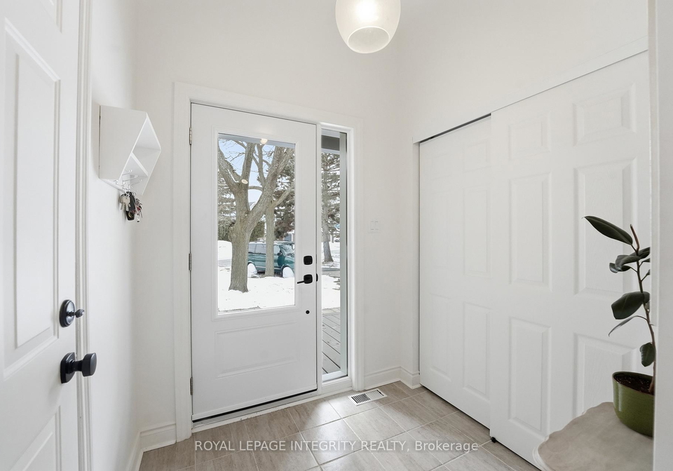 727-hancock-crescent-ottawa-ontario-x12897924