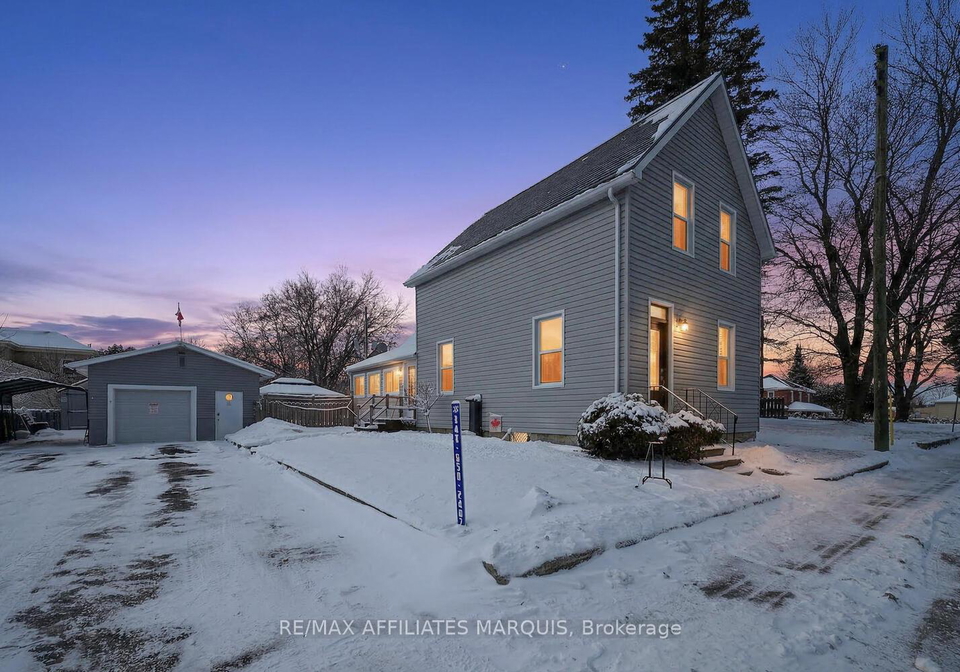 23-alfred-street-smiths-falls-ontario-x12898352