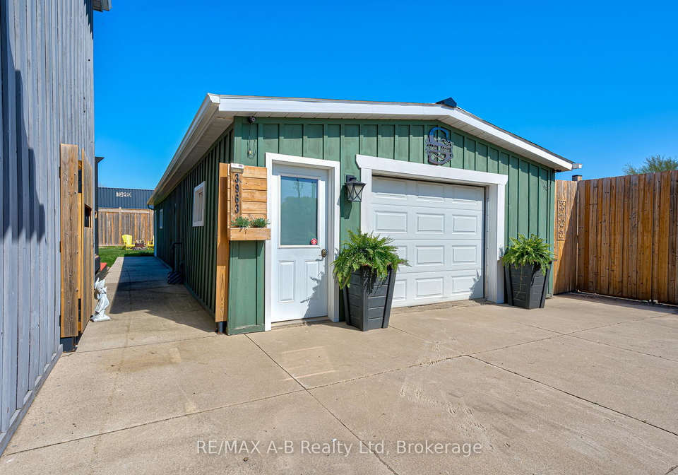 3963-road-111-perth-east-ontario-x12898968