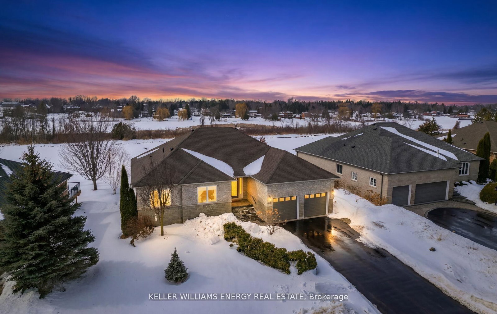 216-southcrest-drive-kawartha-lakes-ontario-x12899022