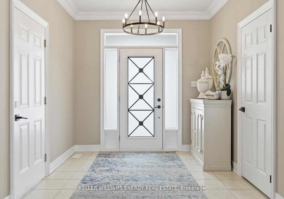 216-southcrest-drive-kawartha-lakes-ontario-x12899022
